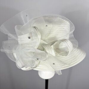 Elegant White on white KENTUCKY DERBY or CHURCH LADY HAT!